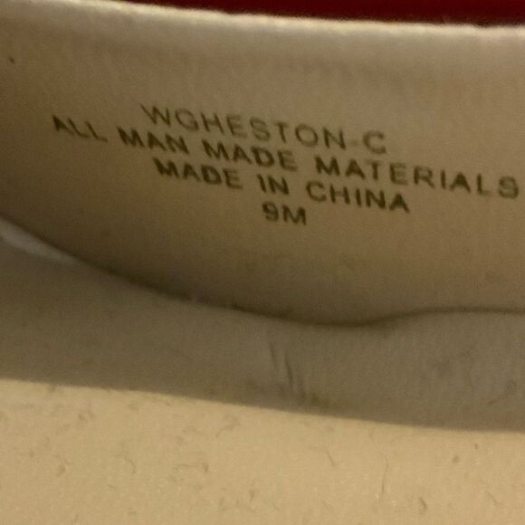 Guess Red Patent Leather Heels - Picture 5 of 5